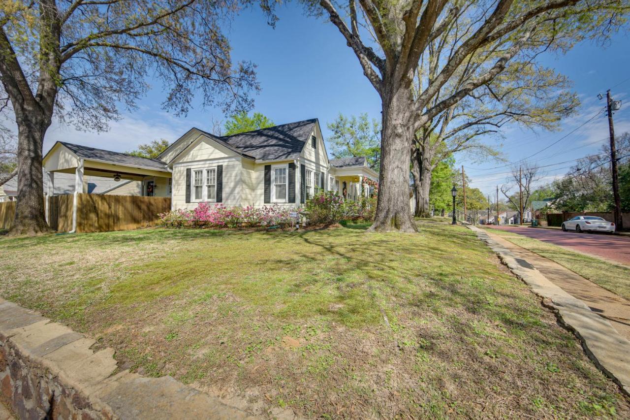 The Pink Azalea - Tyler Home With Yard And Patio! Exterior photo