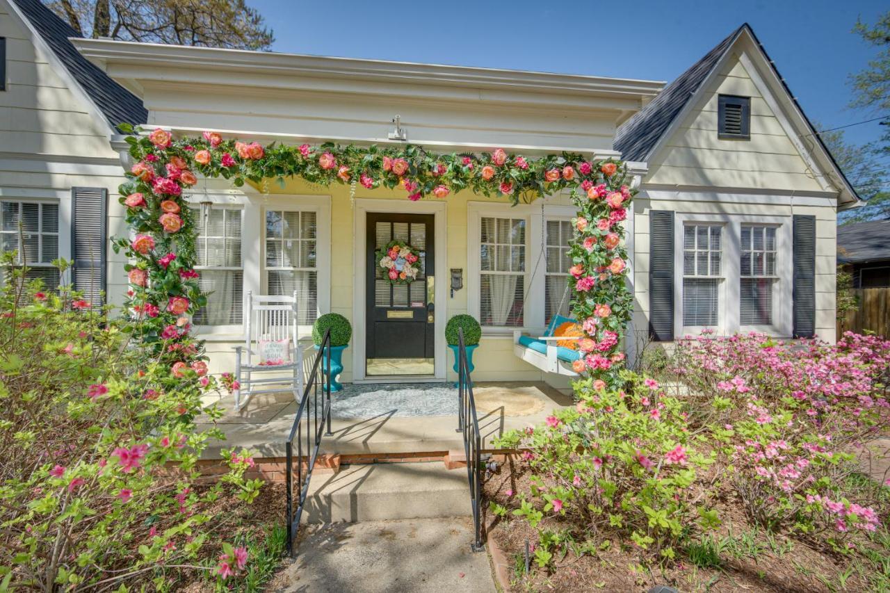 The Pink Azalea - Tyler Home With Yard And Patio! Exterior photo